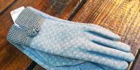 Come dimensionare correttamente i guanti da donna